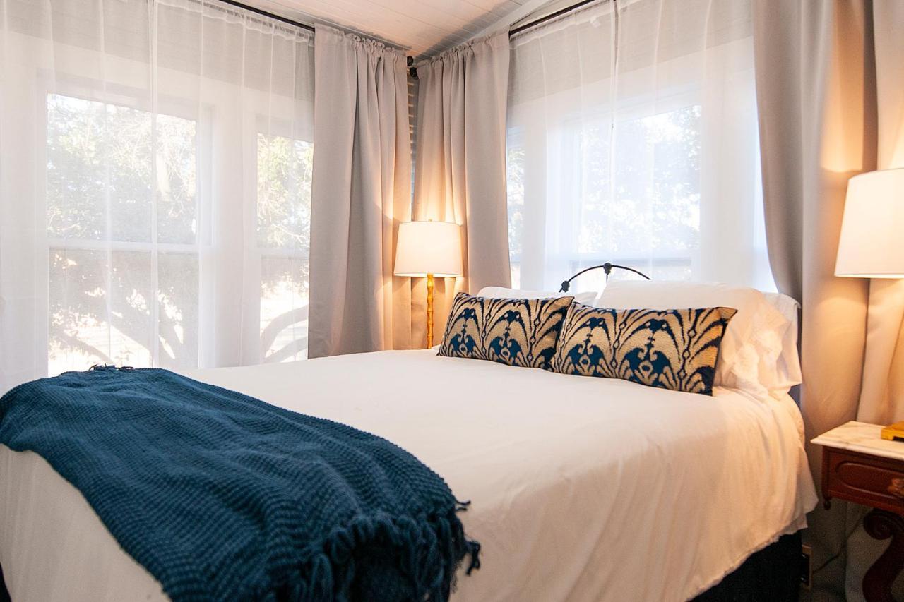 Dabbs Hotel Llano Buitenkant foto