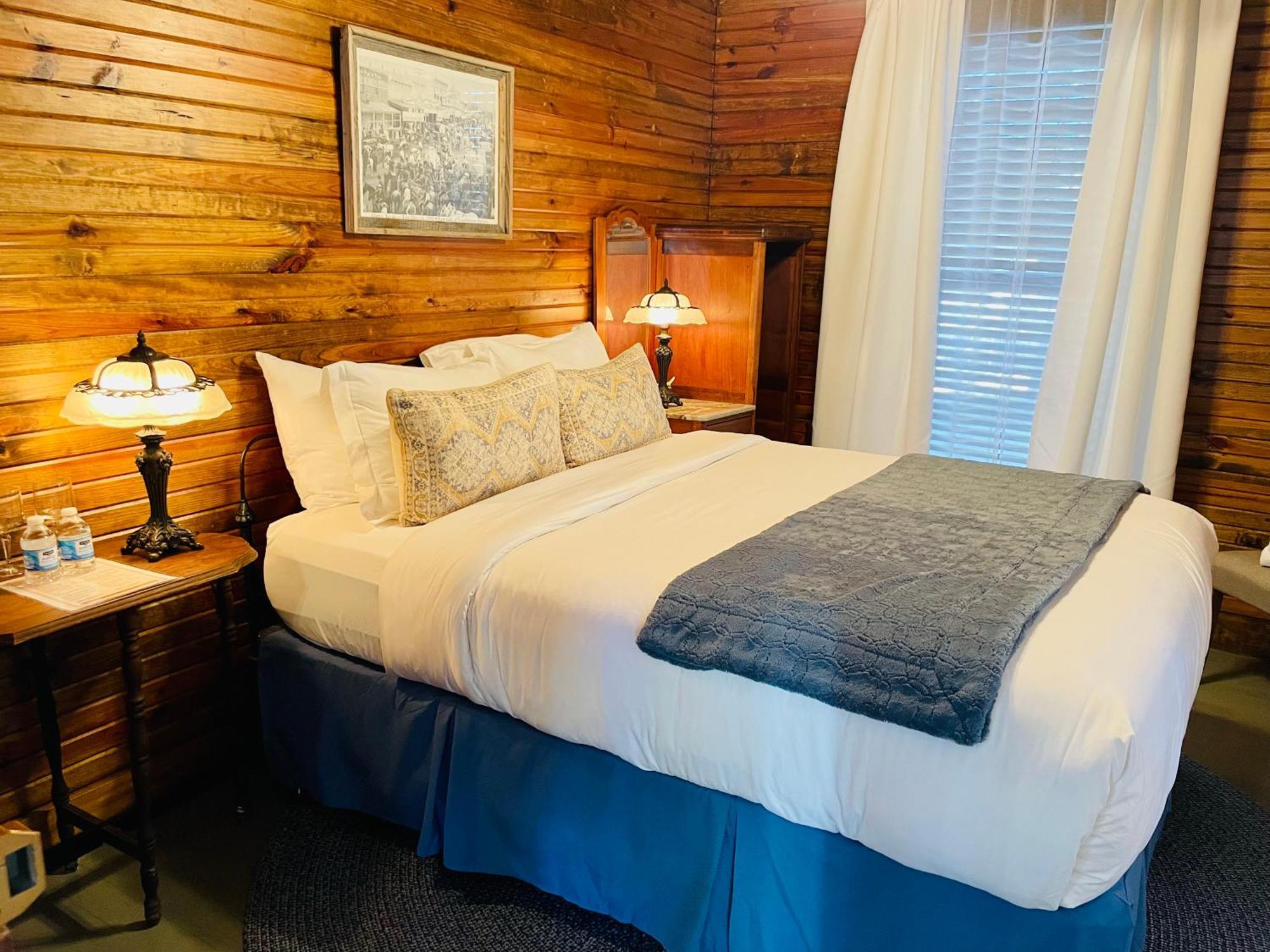 Dabbs Hotel Llano Buitenkant foto